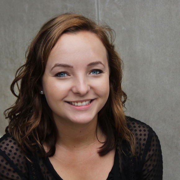 Meet your Posher, Hannah - Picture 1 of 1